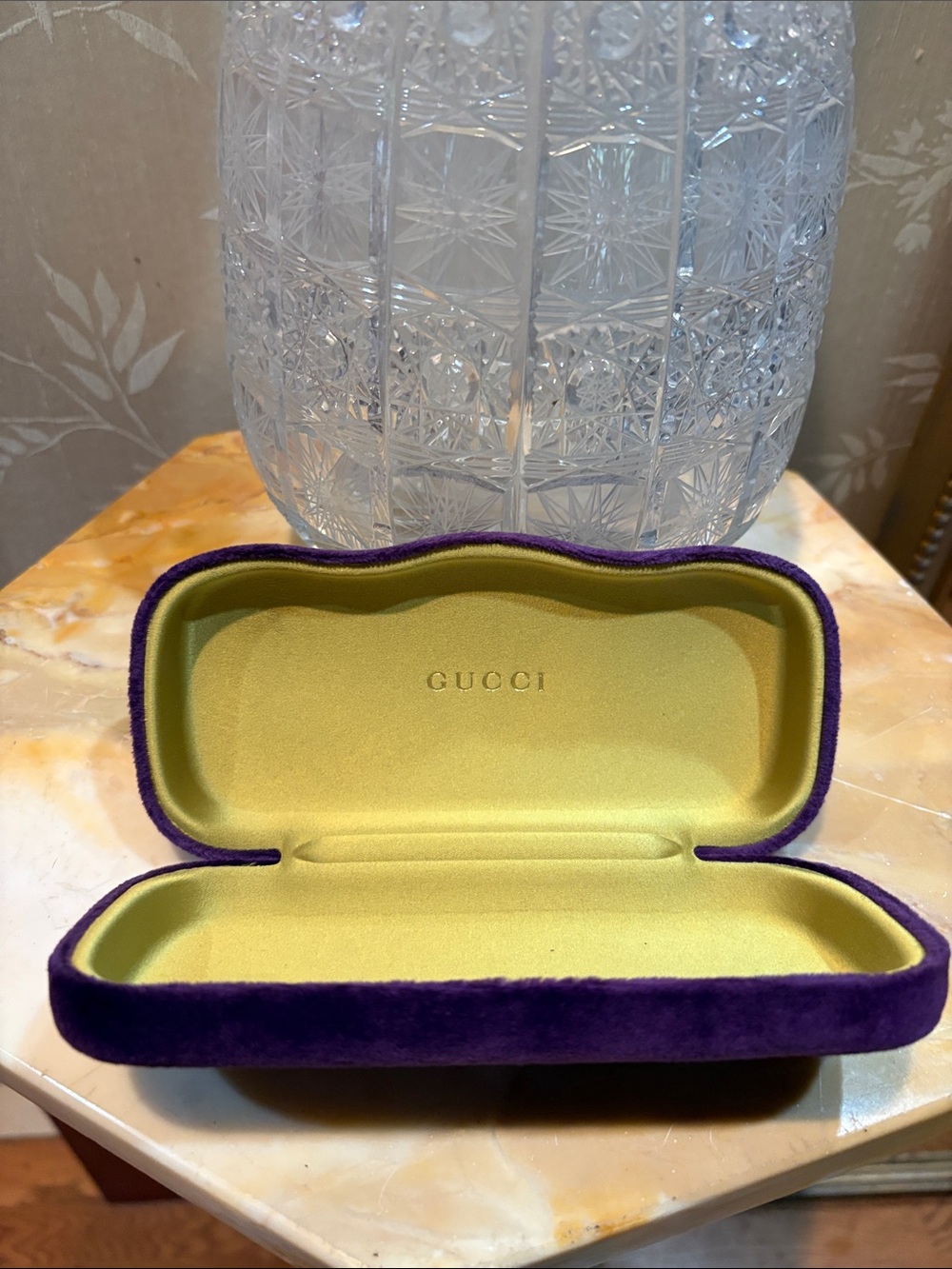 Gucci Authentic Designer Hard Velvety Clamshell Sunglass Case in Purple ~ Green